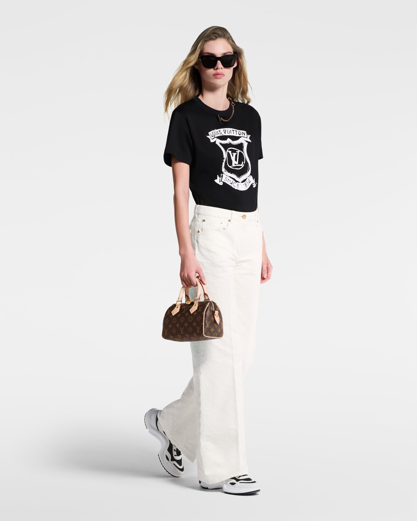Signature Zipper Detail T-Shirt - Ready-to-Wear | LOUIS VUITTON
